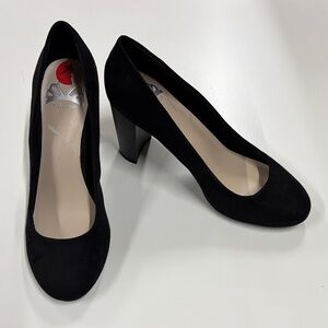 New Feegalicious Black Pumps